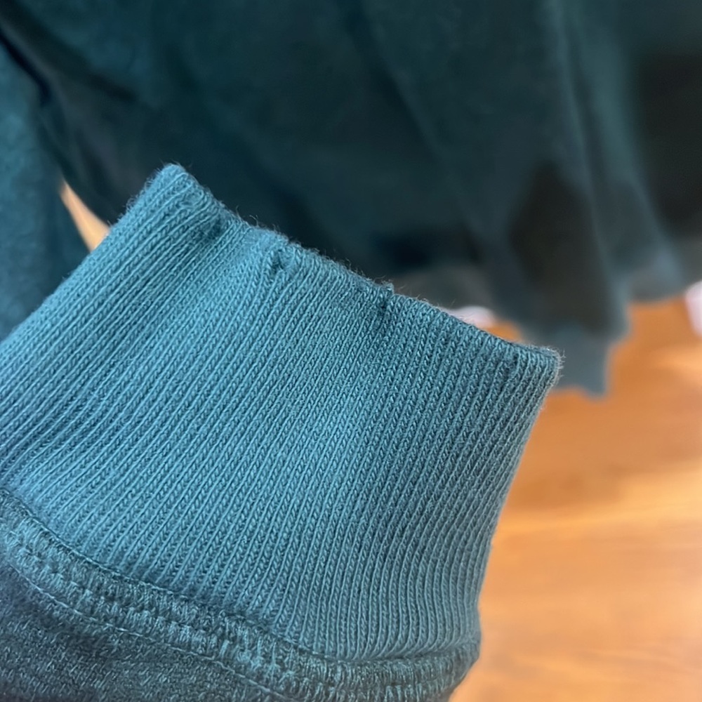 Sweater - Picture 5 of 5